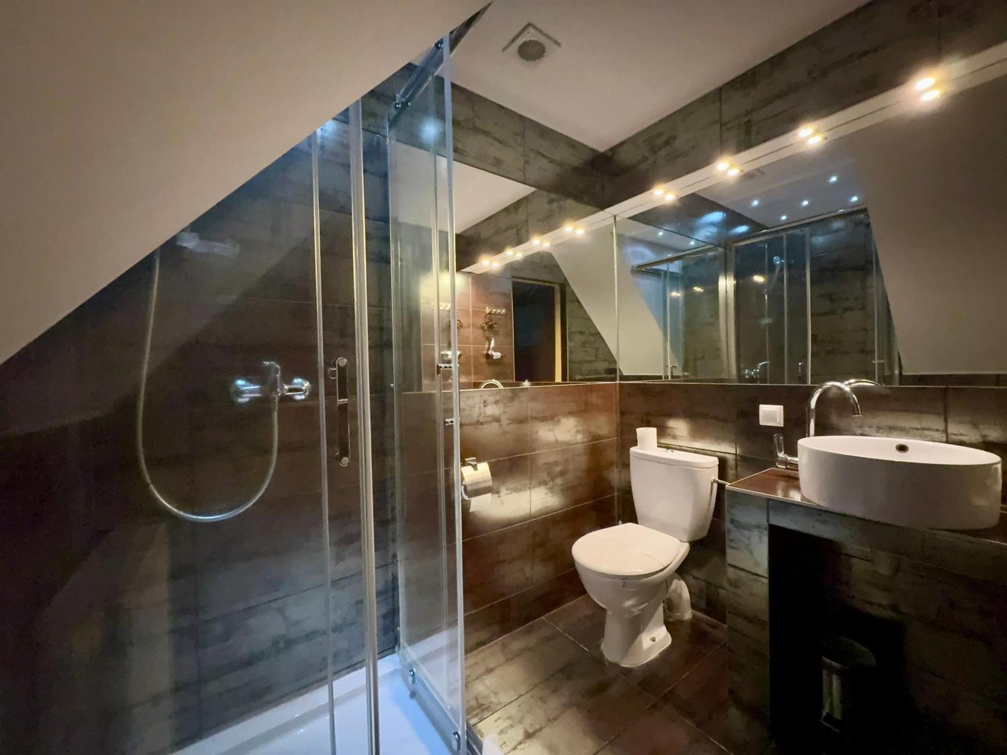 An-Son Apartamenty Zielona Góra Rum bild