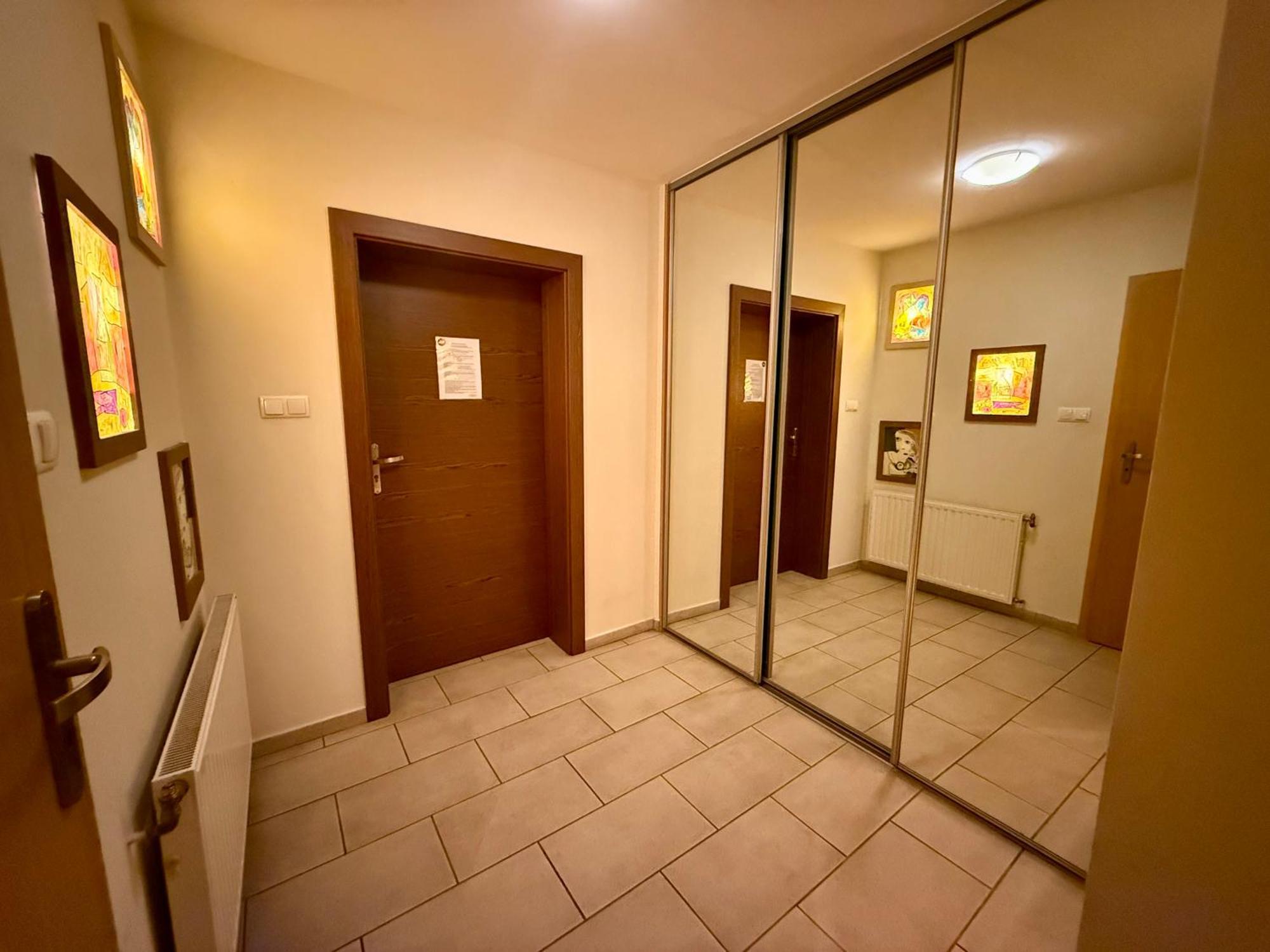 An-Son Apartamenty Zielona Góra Rum bild