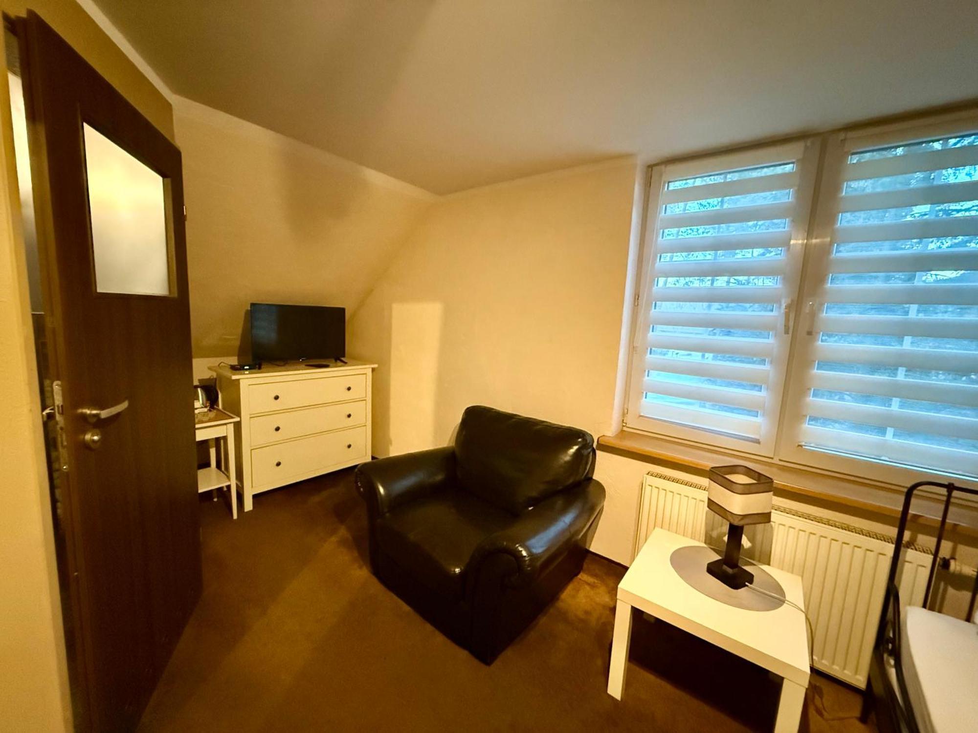 An-Son Apartamenty Zielona Góra Rum bild