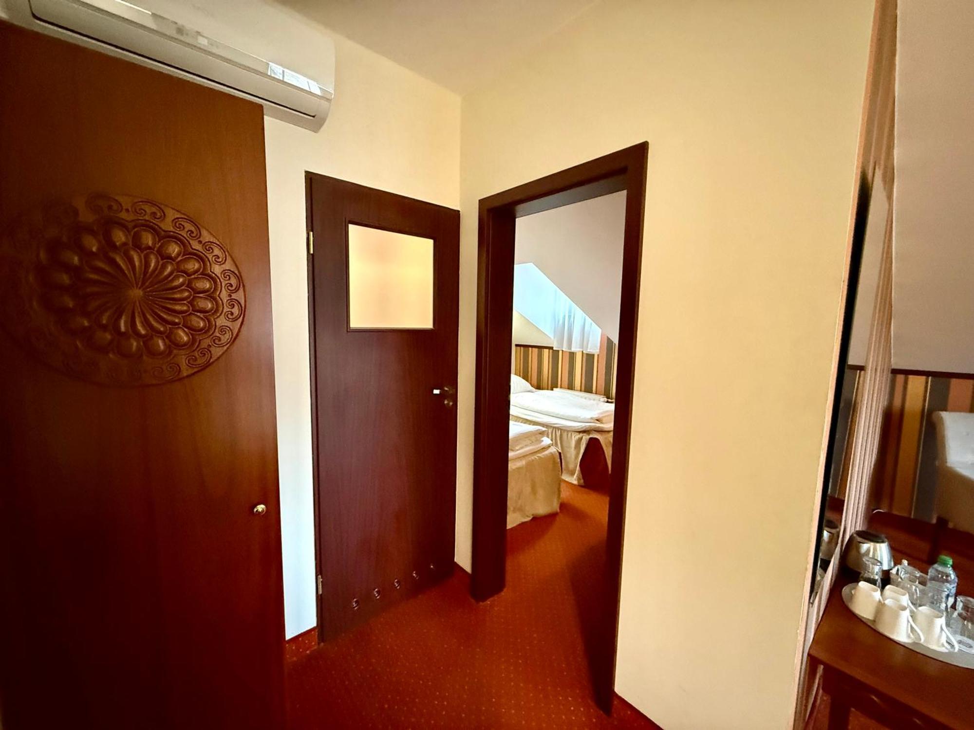 An-Son Apartamenty Zielona Góra Rum bild
