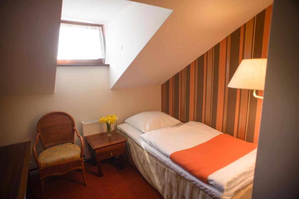 An-Son Apartamenty Zielona Góra Rum bild